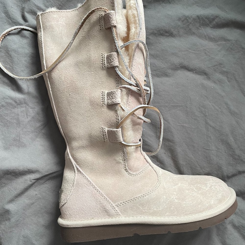 UGG | Whitley Boot | Size 6 | NEW